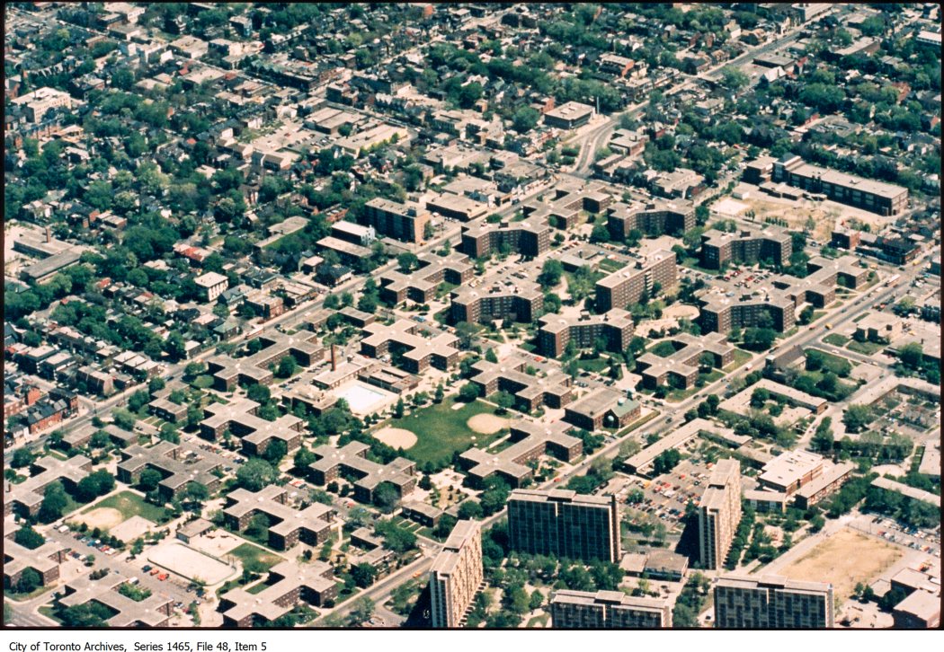 Aerial photograph of a city landscape.